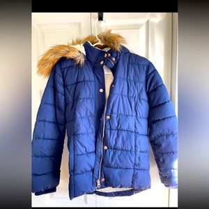 Girls winter coat, navy blue, size 14/16.
